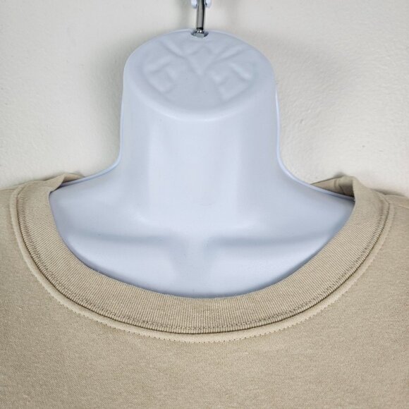 Disney Winnie The Pooh Womens Cream Chenille Crewneck Sweatshirt Size Large Soft - Picture 4 of 9